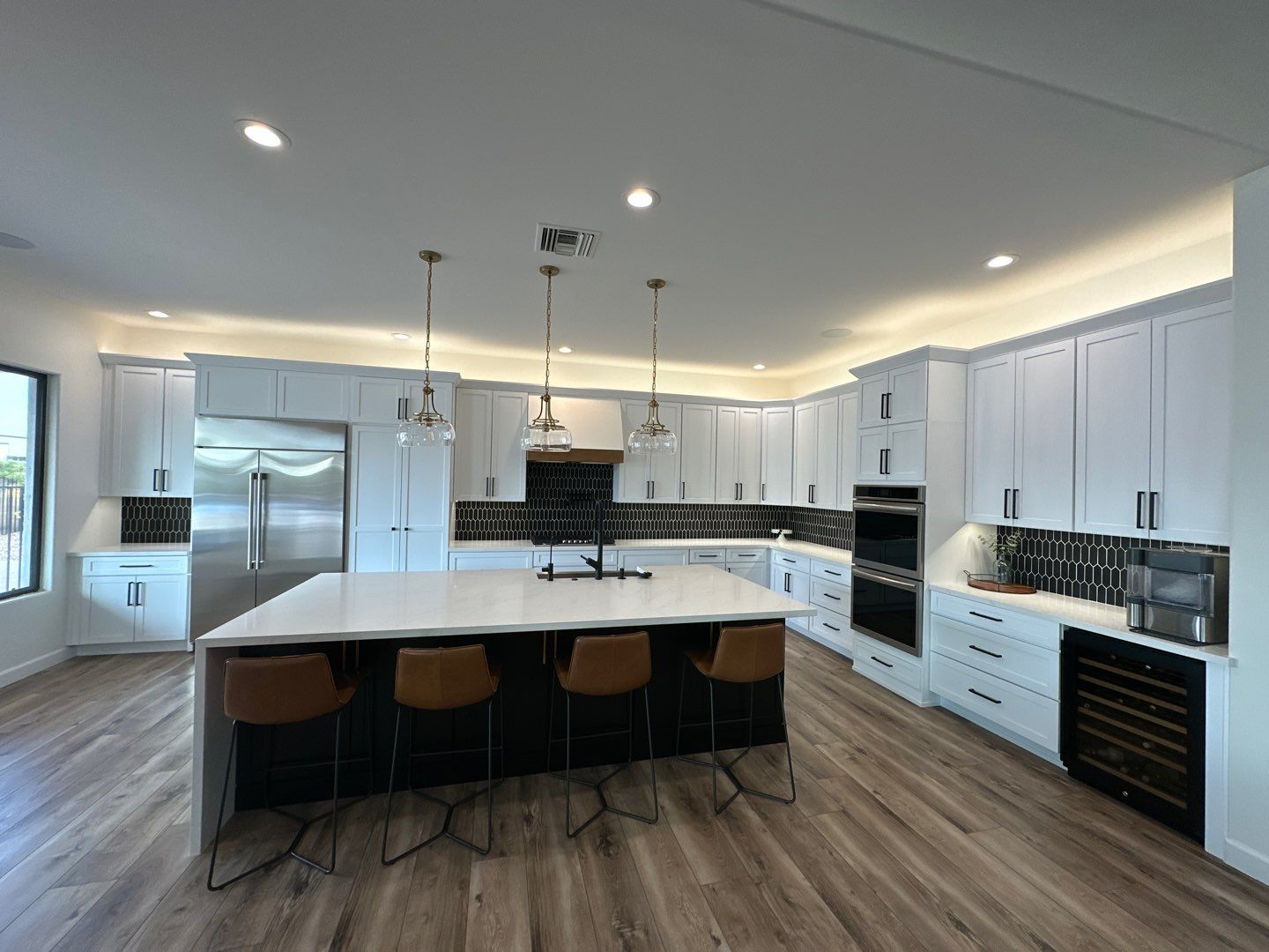 Arizona kitchen remodel with custom cabinetry by The Edge